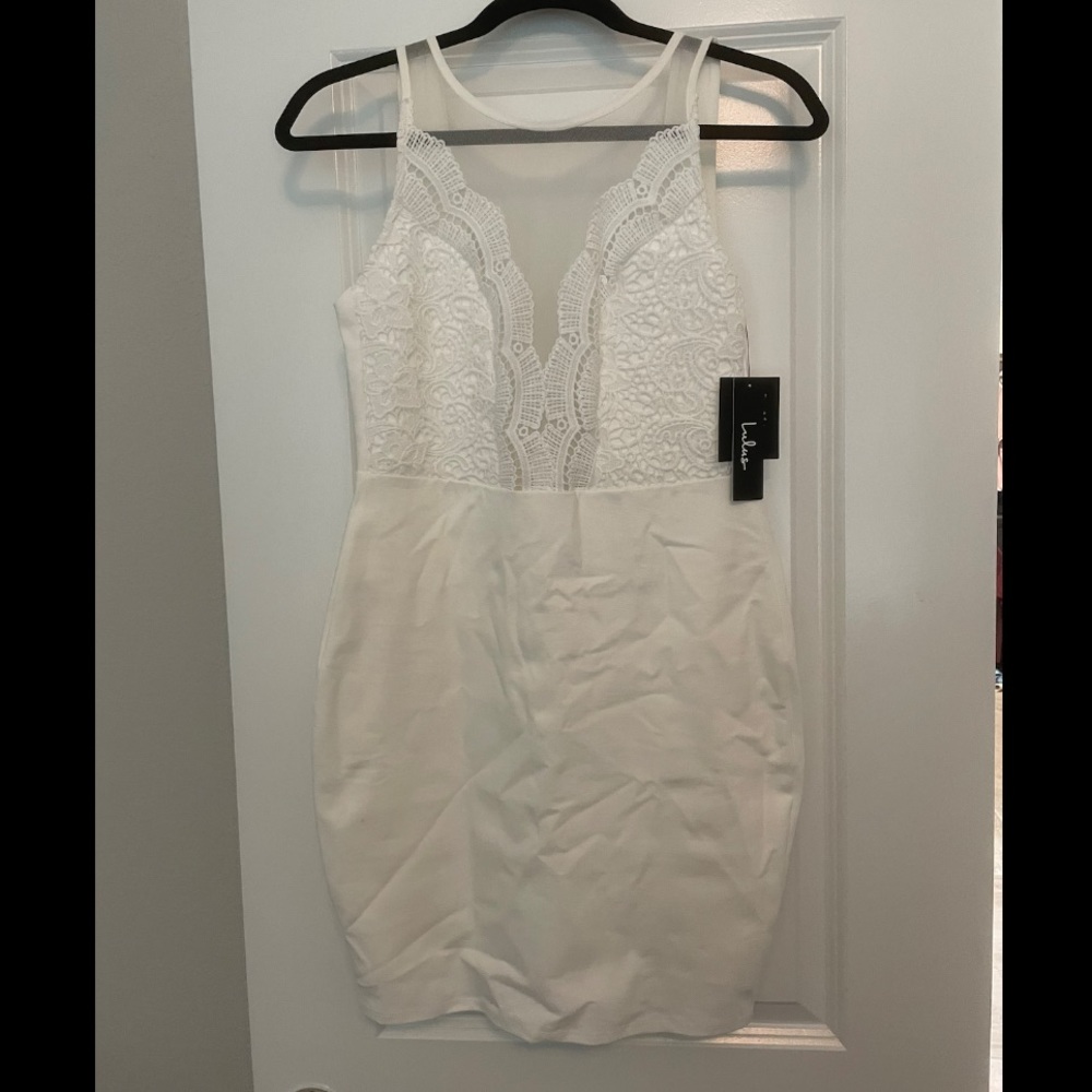 White lulus dress never worn